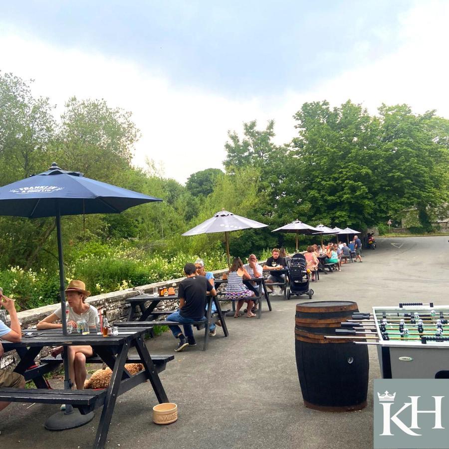 Kings Head - Riverside, เรเวนสโตนเดล ภายนอก รูปภาพ